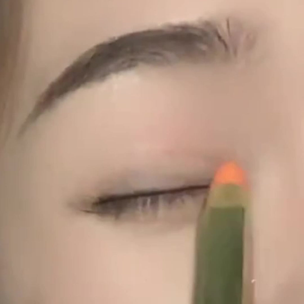 Double-Headed Shimmer Eyeshadow Stick - Glitter Highlighter, Contouring, Brightening, Lazy Makeup - Plant Squalane Formula, Moisturizing, Long-Lasting, Easy to Use